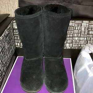 Black Bearpaw Winter Boots